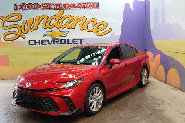 Used 2025 Toyota Camry SE with VIN 4T1DBADK5SU014528 for sale in Grand Ledge, MI