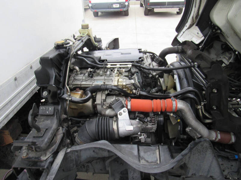 2012 Mitsubishi Fuso FE160