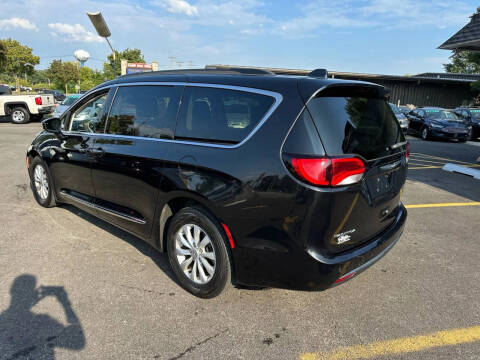 2017 Chrysler Pacifica