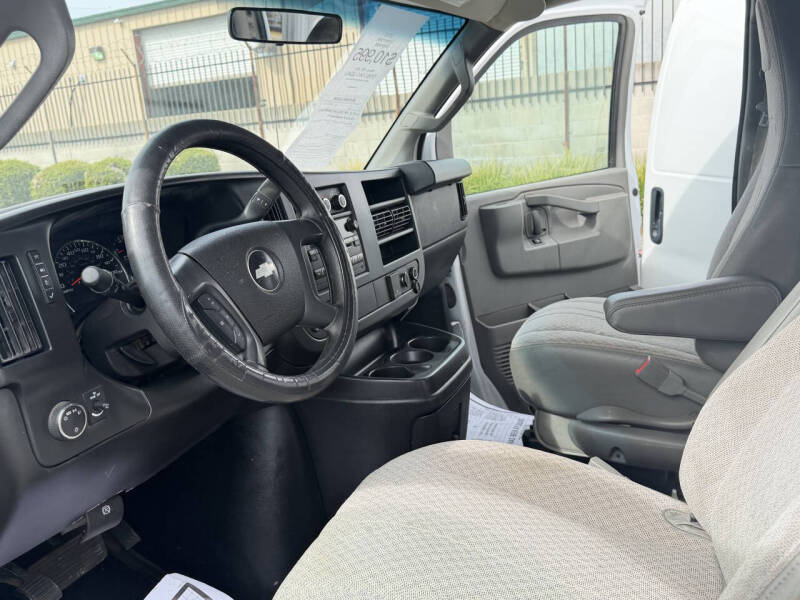 2016 Chevrolet Express 2500