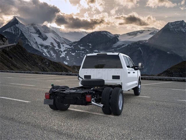 2025 Ford F-350 Super Duty XL