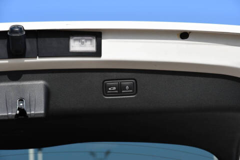 2025 Genesis GV70 2.5T Standard