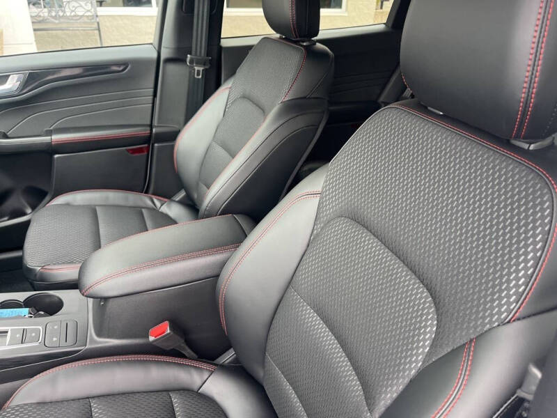 2026 Ford Escape ST-Line