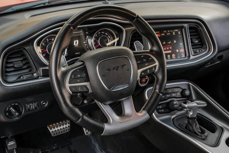 2015 Dodge Challenger SRT 392