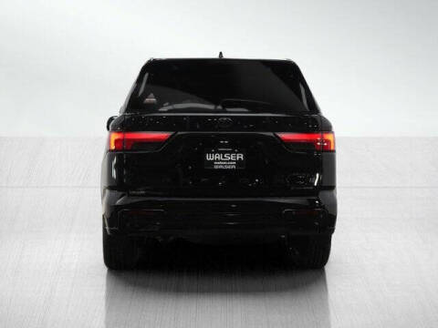 2025 Toyota Sequoia Platinum