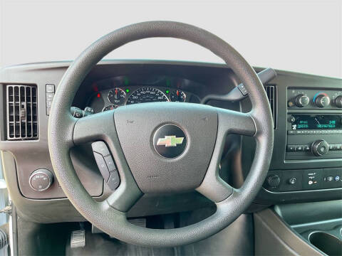 2024 Chevrolet Express 2500