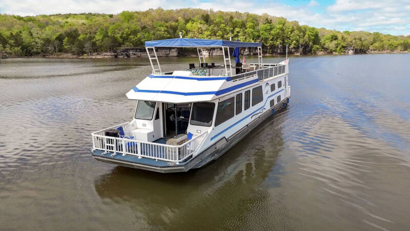 2000 FUN COUNTRY HOUSE BOAT