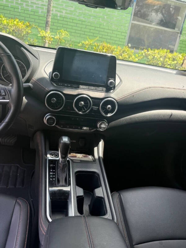 2022 Nissan Sentra SR