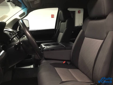 2014 Toyota Tundra SR5