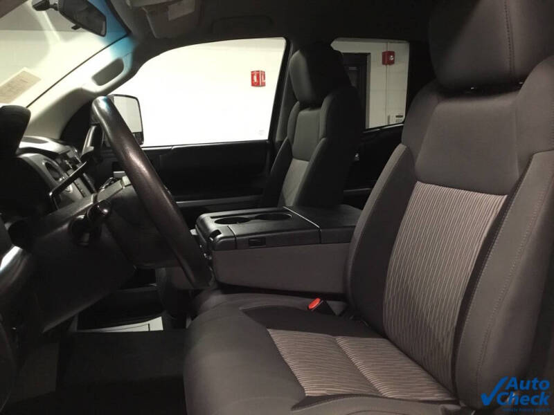 2014 Toyota Tundra SR5