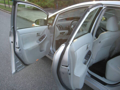 2012 Toyota Prius Three