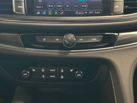 2022 Buick Enclave Essence