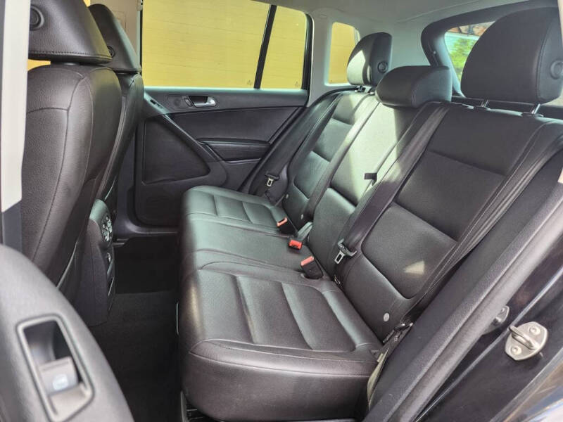 2014 Volkswagen Tiguan S 4Motion