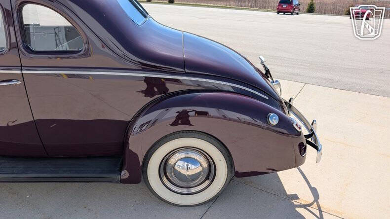 1940 Ford Deluxe