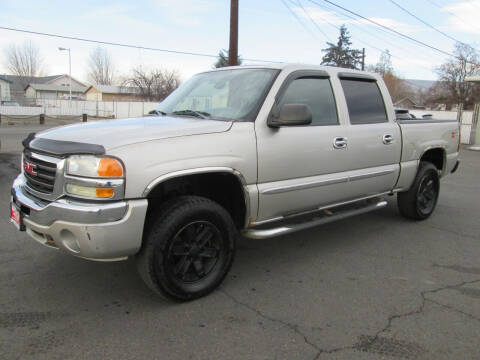 2006 GMC Sierra 1500 for sale at Top Notch Motors in Yakima WA