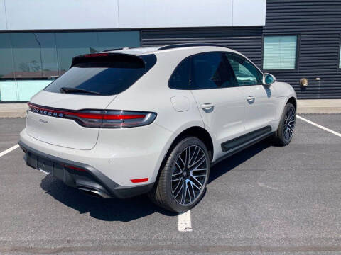 2025 Porsche Macan