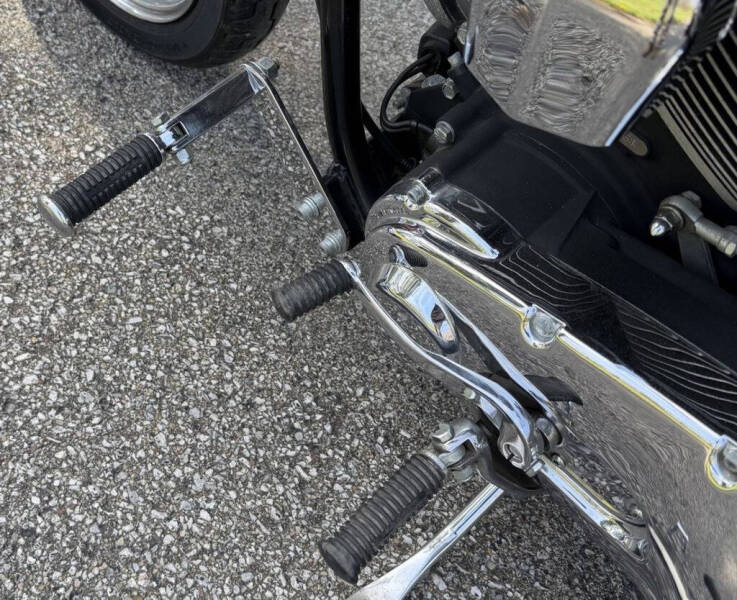 1999 Harley-Davidson® FXDS-CONV