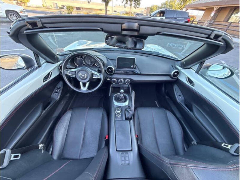 2016 Mazda MX-5 Miata Grand Touring