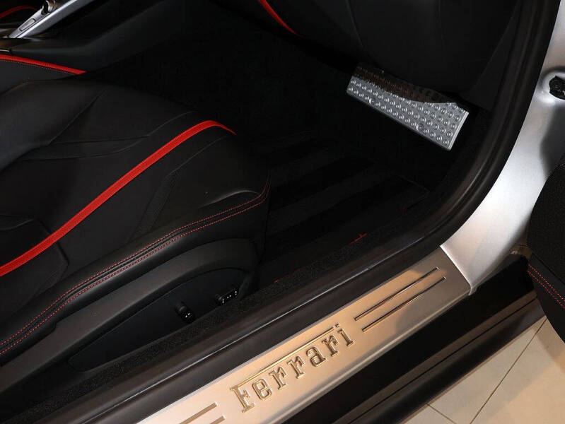 2019 Ferrari 812 Superfast