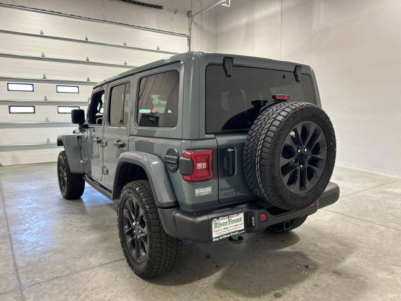2025 Jeep Wrangler Sahara 4xe
