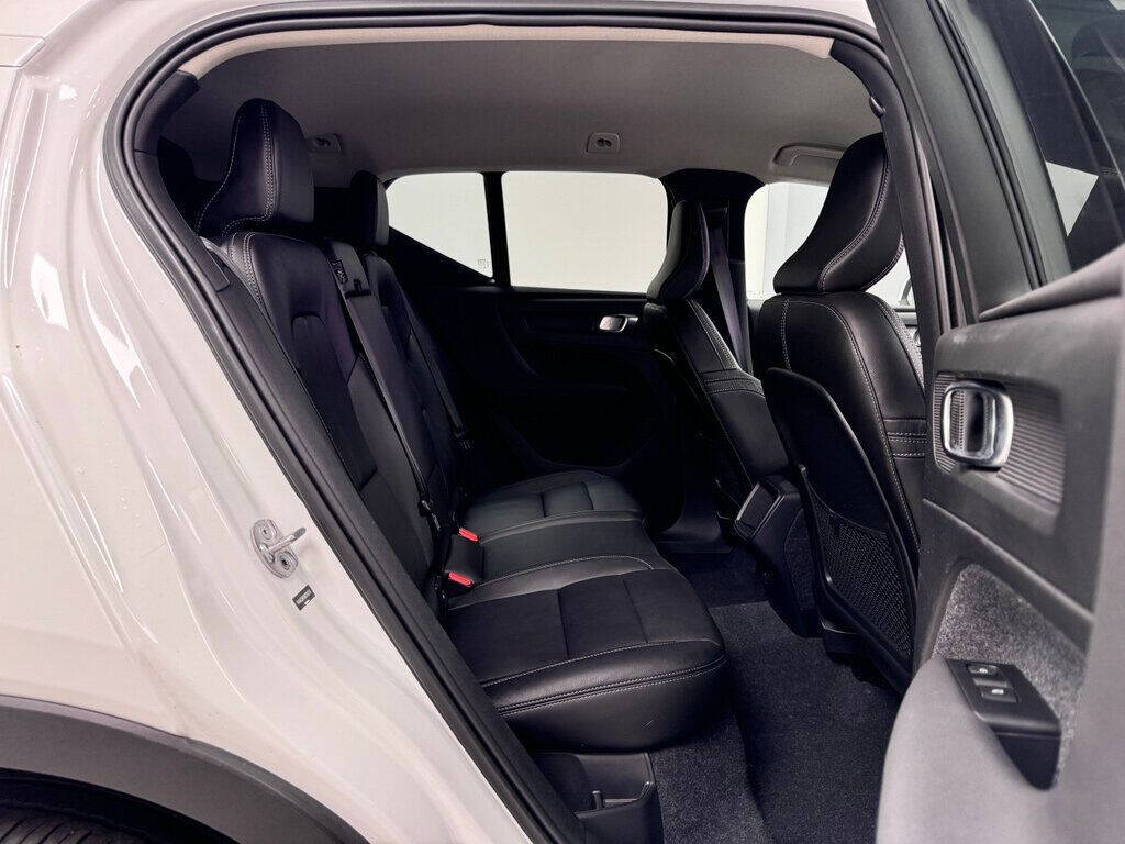 2022 Volvo XC40 for sale at Conway Imports in   Streamwood, IL