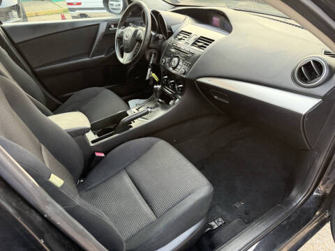 2012 Mazda MAZDA3 i Touring
