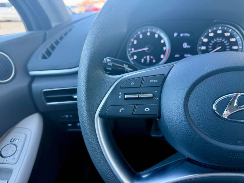 2023 Hyundai Sonata SE