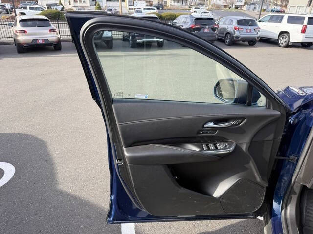 2019 Cadillac XT4 Sport