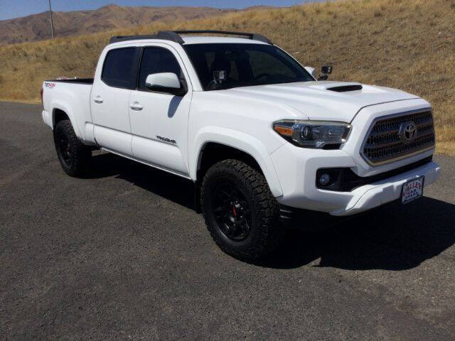 2016 Toyota Tacoma TRD Sport