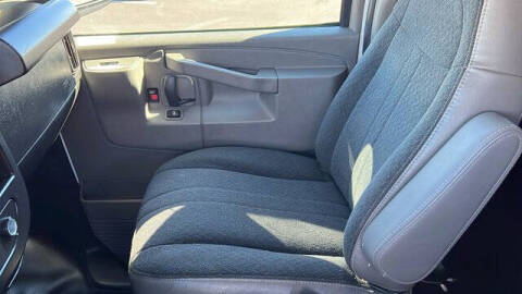 2023 Chevrolet Express 2500