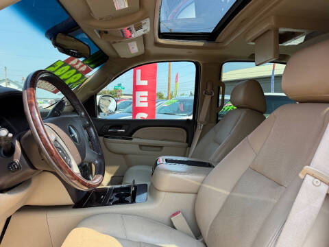 2010 GMC Yukon Denali