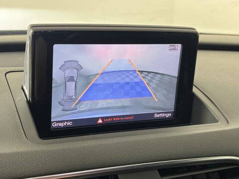 2016 Audi Q3 2.0T quattro Prestige