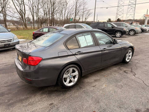 2013 BMW 3 Series 320i