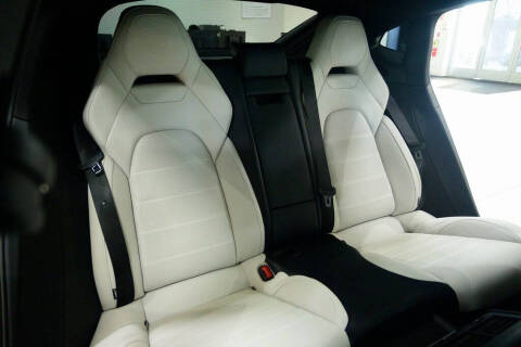 2025 Porsche Panamera 4