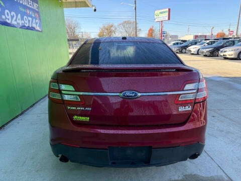 2014 Ford Taurus SHO