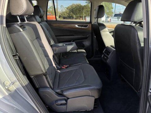 2024 Volkswagen Atlas SE