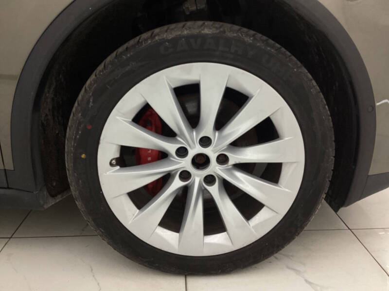 2016 Tesla Model X P90D