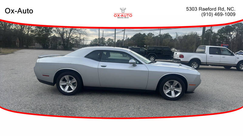 2023 Dodge Challenger SXT