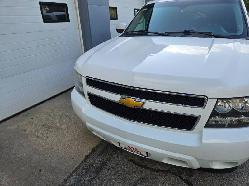 2014 Chevrolet Suburban LS