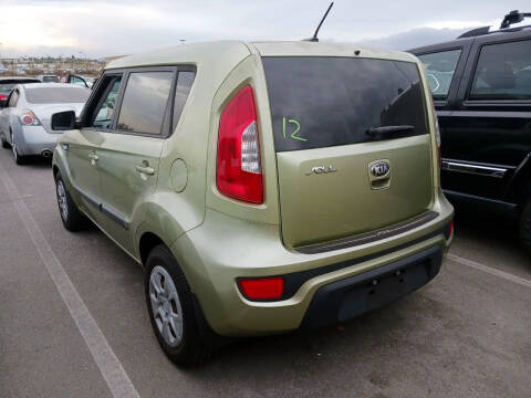 2013 Kia Soul for sale at Universal Auto in Bellflower CA