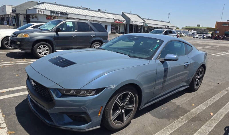 2024 Ford Mustang EcoBoost