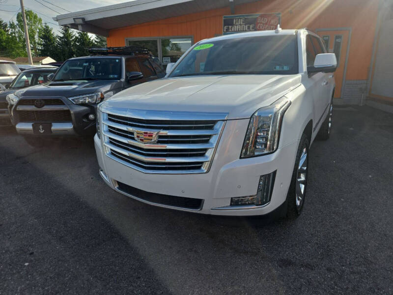 2017 Cadillac Escalade Platinum