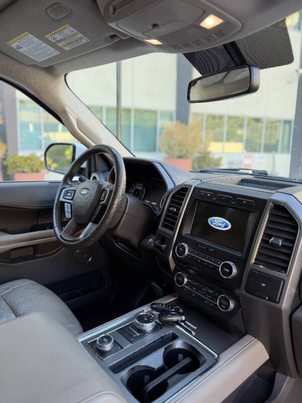 2018 Ford Expedition MAX XLT