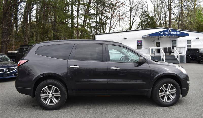 2017 Chevrolet Traverse LS