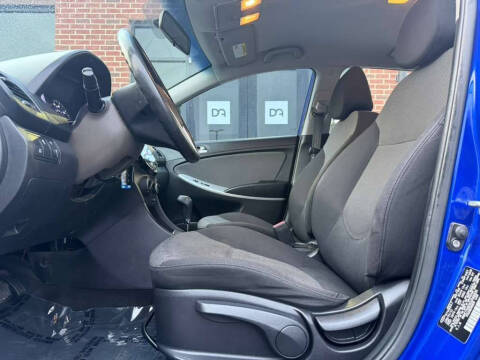 2012 Hyundai Accent GS