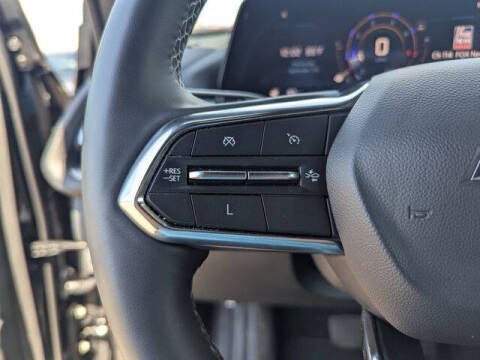 2024 Chevrolet Traverse LS