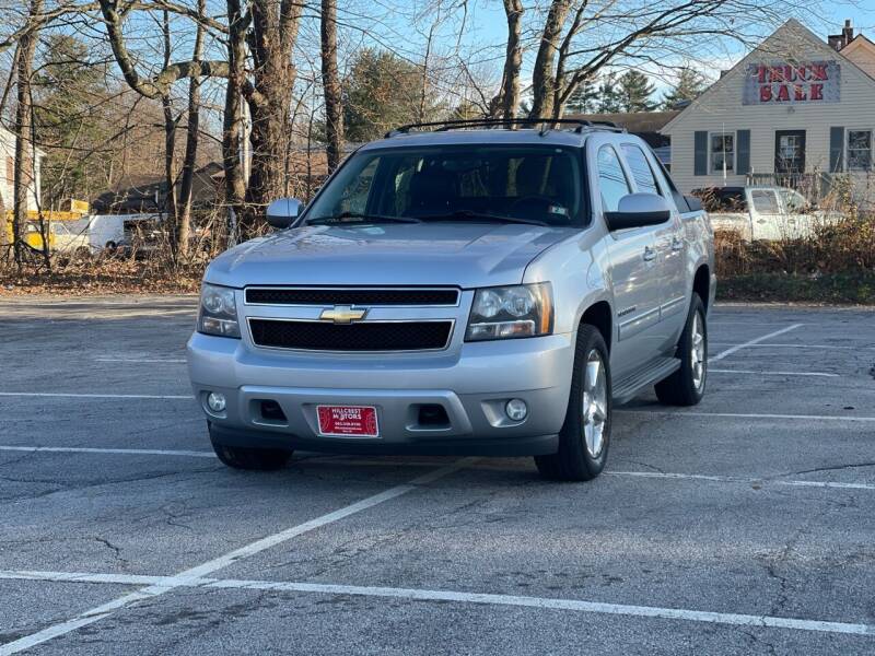 2011 Chevrolet Avalanche for sale at Hillcrest Motors in Derry NH