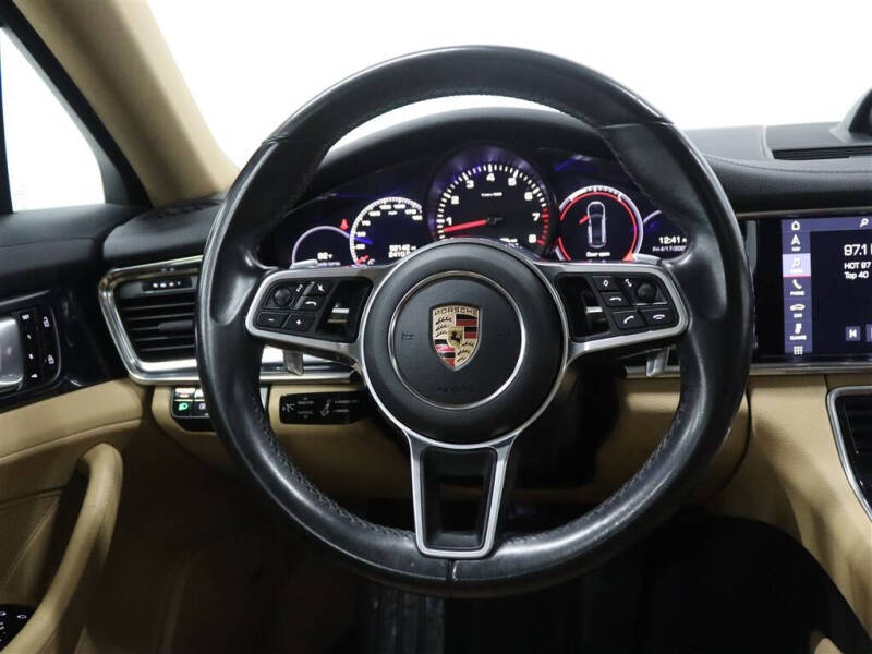 2020 Porsche Panamera