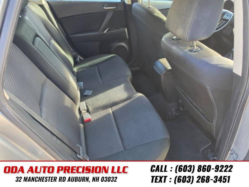 2013 Mazda MAZDA3 i Touring