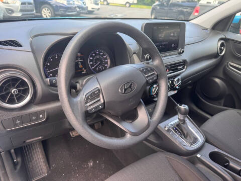 2022 Hyundai Kona SEL
